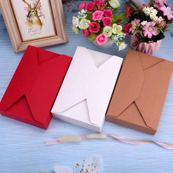 Kraft White Red Envelope Wedding Favor Boxes