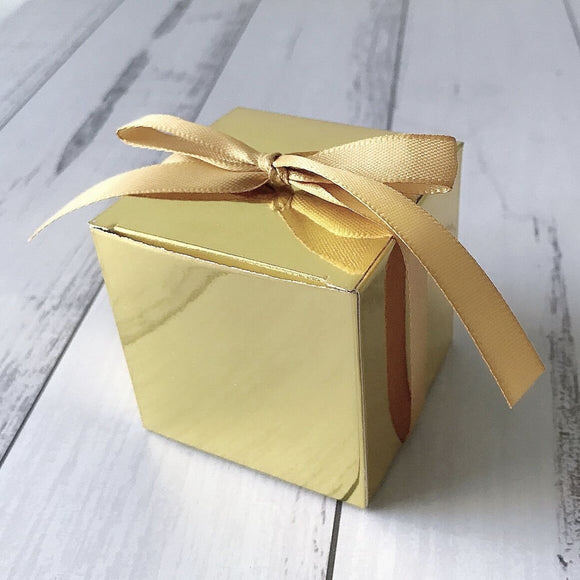Shiny Gold Wedding Party Favor Boxes